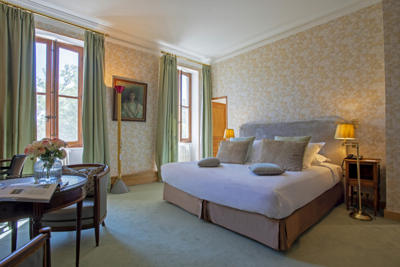 Hotel-Chateau-des-Alpilles-02