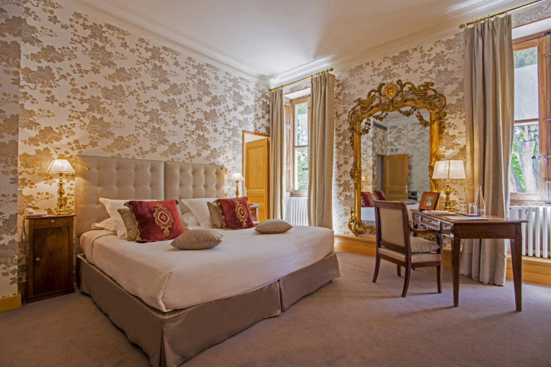 Hotel-Chateau-des-Alpilles-01