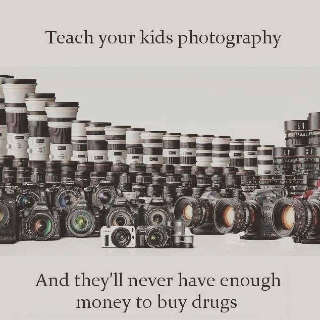 Photo-vs-drugs
