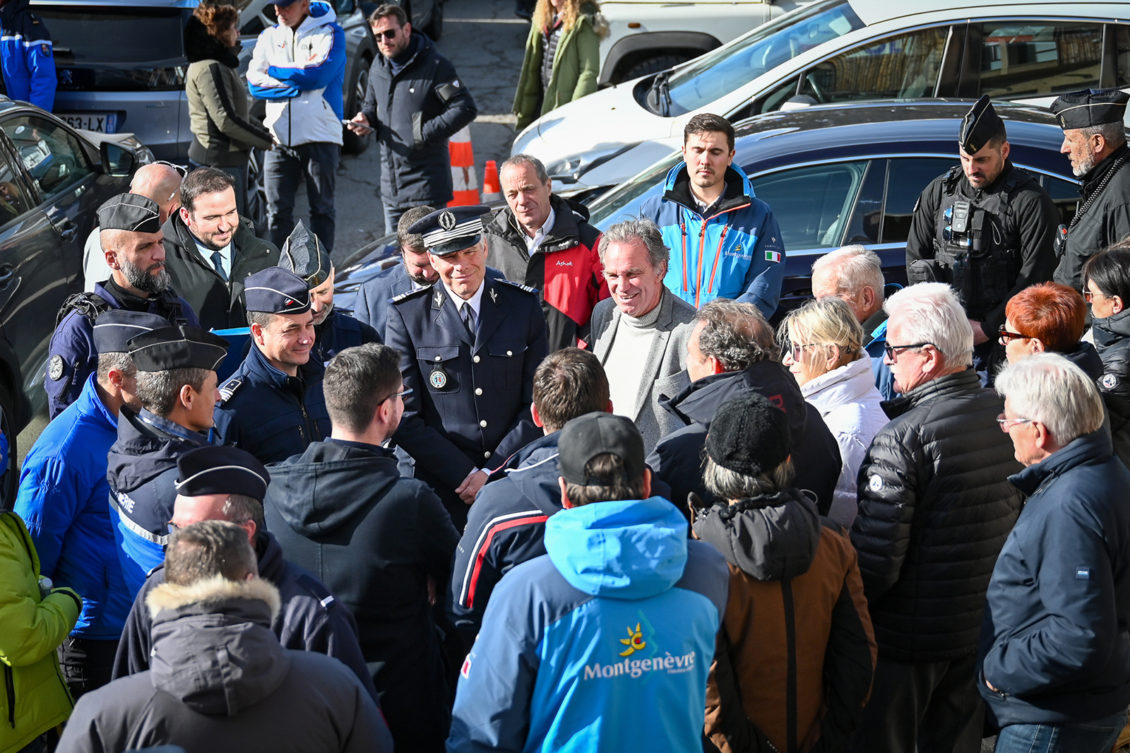 Visite de Mr le Président Renaud Muselier à la Police des Frontières à Montgenèvre le 6 février 2024